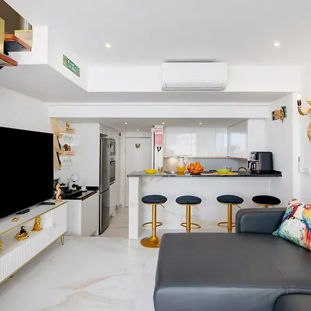 Jungle Flat With Pool T2 Montechoro * البوفيرا