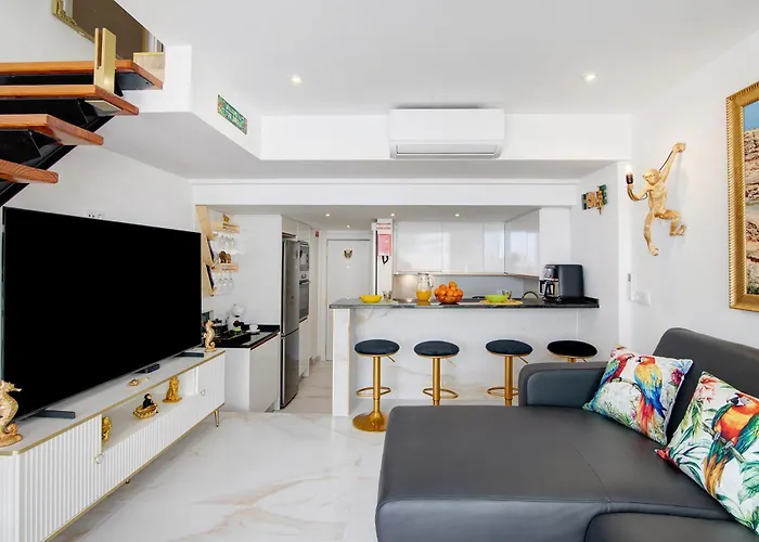 아파트 Jungle Flat With Pool T2 Montechoro *